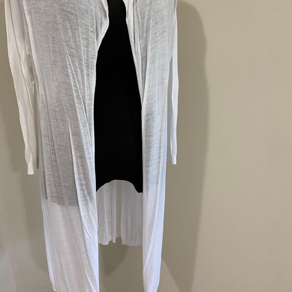 Cardigan - Picture 3 of 9